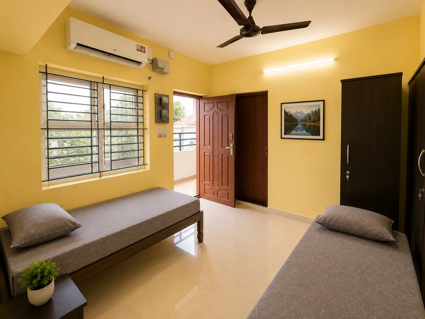 2-sharing AC room at Q Residency – men's PG in Peelamedu, Coimbatore